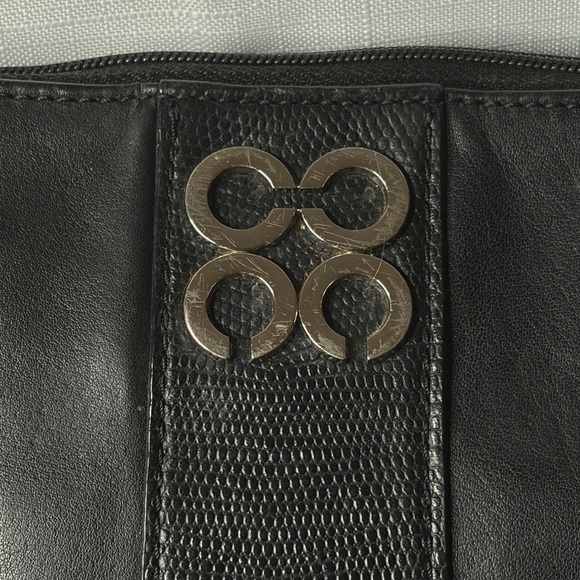 Vintage Coach Black Leather Crossbody Bag EUC - Picture 2 of 8